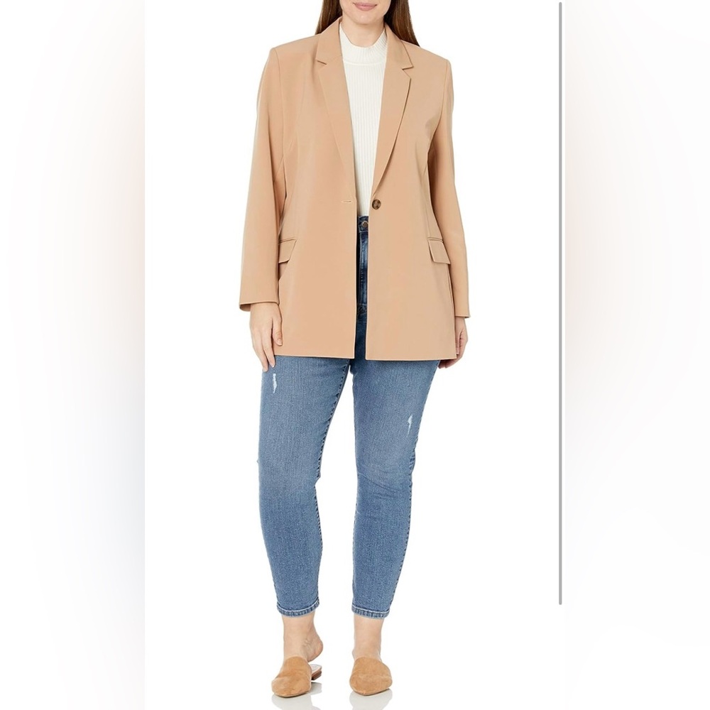 The Drop Blazer - Picture 5 of 9